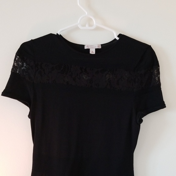 Short sleeve lace mixed media dress - Picture 3 of 7